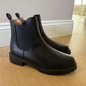 Journee Collection Chelsea Boots